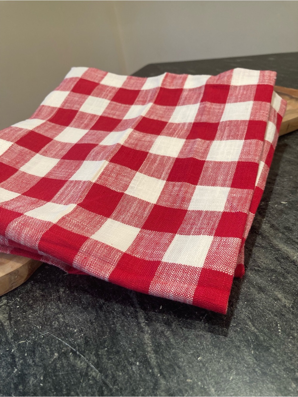 Pottery Barn Baxter Gingham Cotton Napkins Set 5 Red White Picnic - Picture 5 of 10